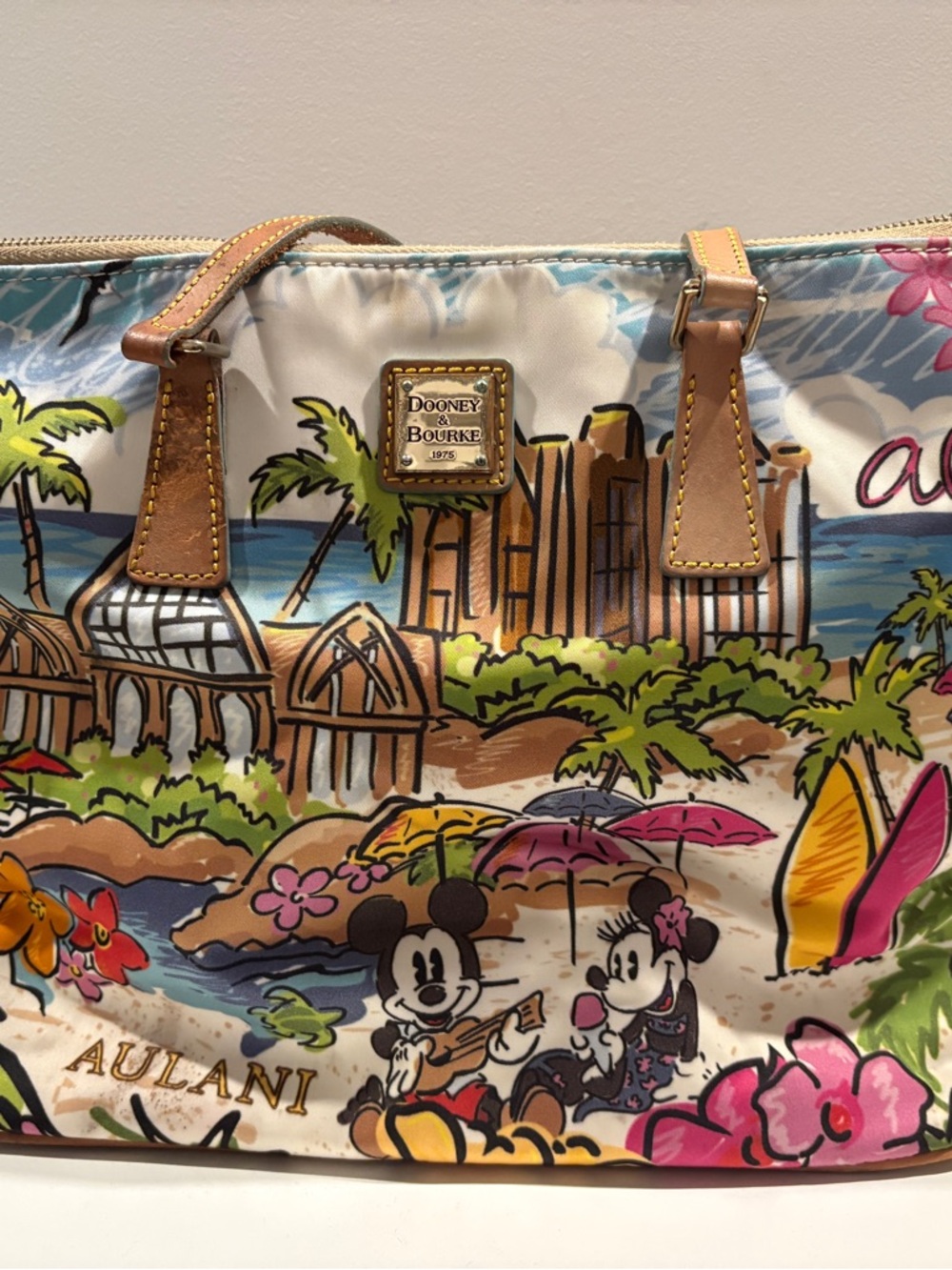 Disney Dooney & Bourke Aulani Mickey & Minnie Beach Tote